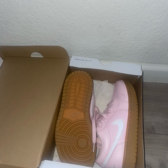 arctic gum jordan 1 - Picture 2 of 3